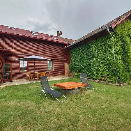 Pekloveske V Ceskem Raji Železnice