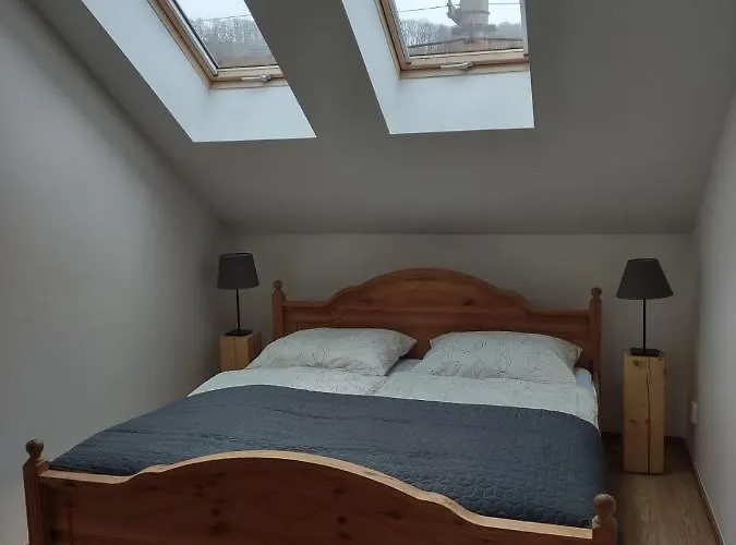 Appartement Pekloveske V Ceskem Raji Železnice