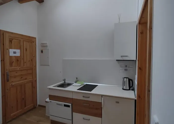 Appartement Pekloveske V Ceskem Raji Železnice