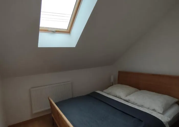 Appartement Pekloveske V Ceskem Raji Železnice